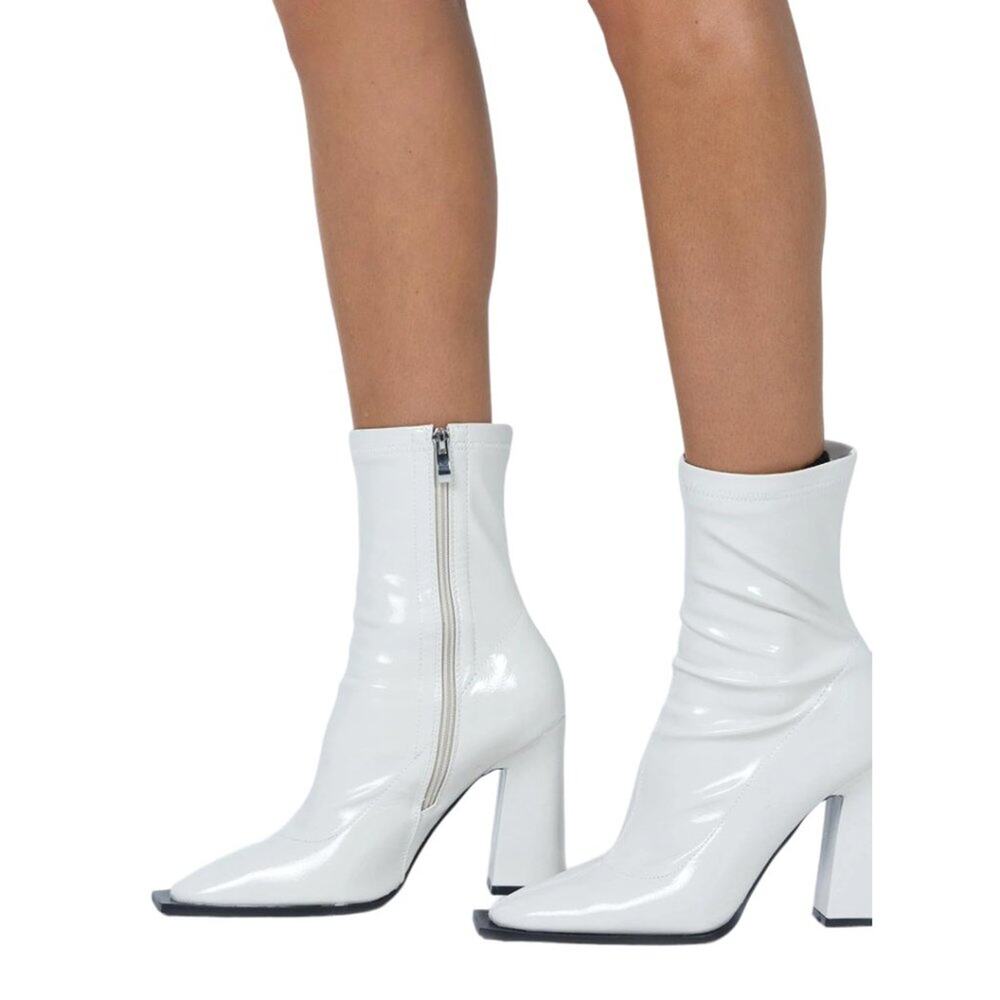 Princess Polly Barcelona White Block Heel Boot Size 10 NWOT